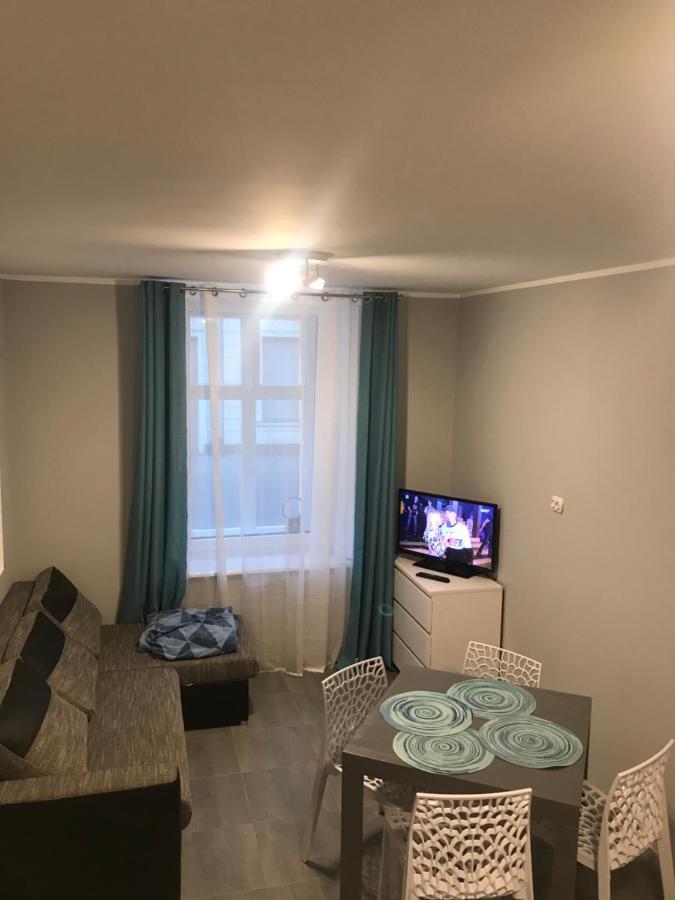 Apartament C18 イェレニャ・グーラ エクステリア 写真