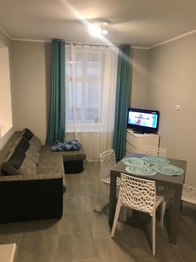Apartament C18 イェレニャ・グーラ エクステリア 写真