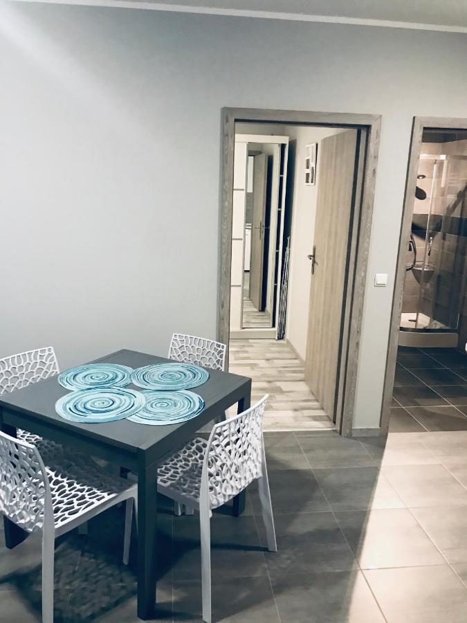 Apartament C18 イェレニャ・グーラ エクステリア 写真