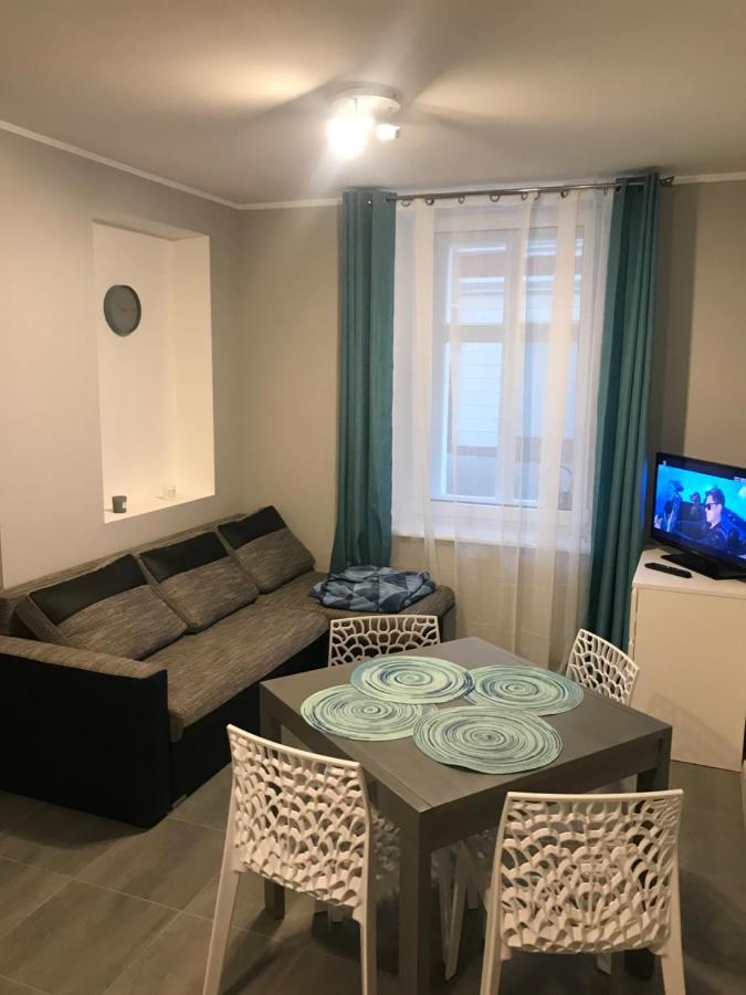 Apartament C18 イェレニャ・グーラ エクステリア 写真